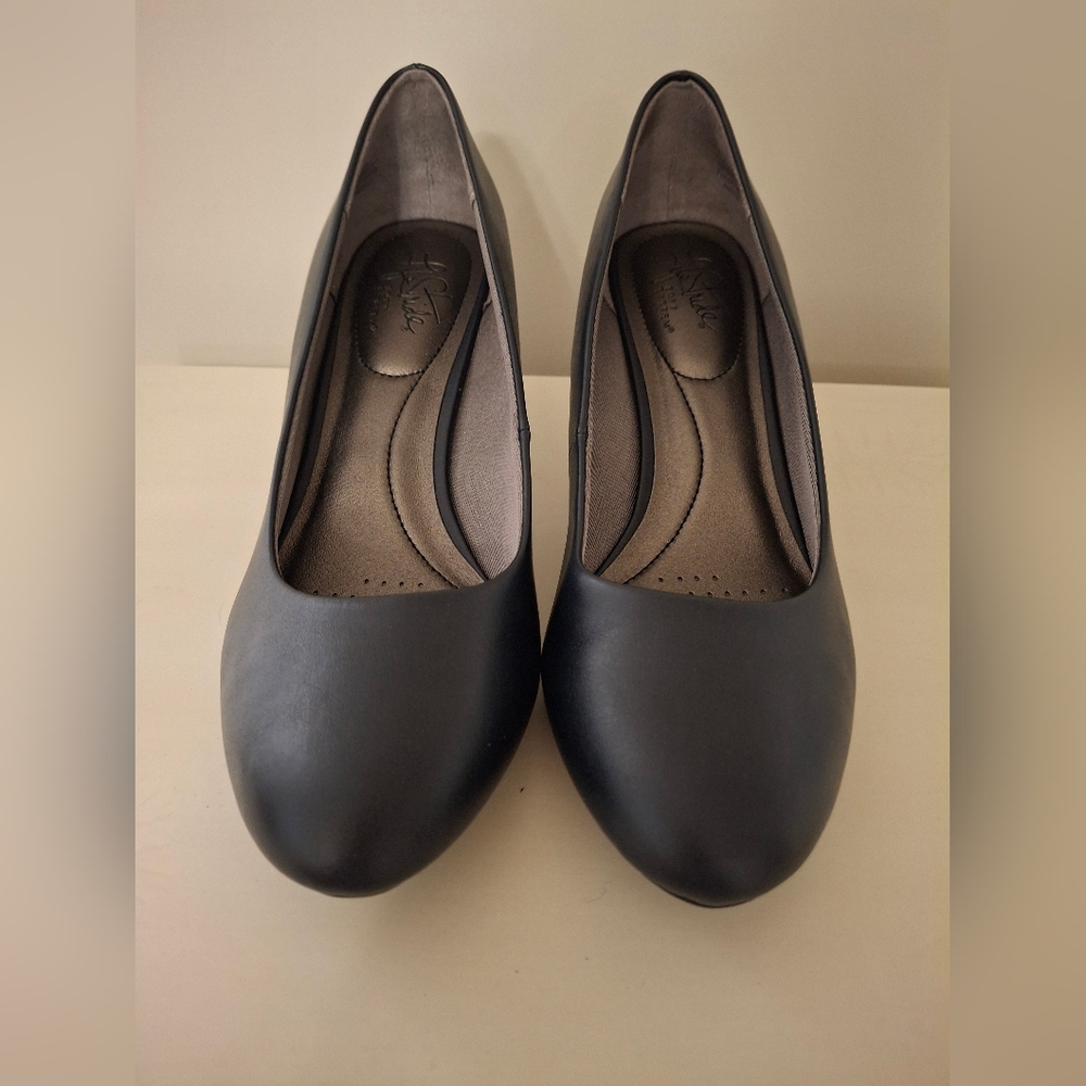 Life Stride Heels